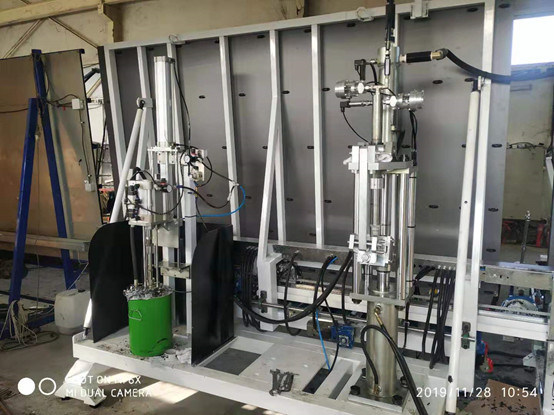 Szie 최대 유리제 2500*4500mm 수직 격리 유리제 기계/두 배 유리제 기계 바다표범 어업 로봇