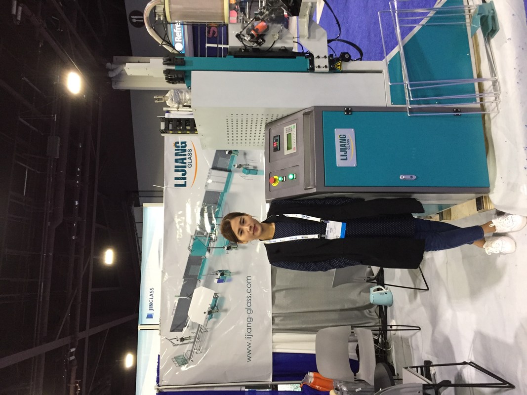 건조시키는 충전물 기계는 자동적으로 간격 장치 구조에서 드릴 구멍의 활동을 자동적으로 달성할 수 있습니다