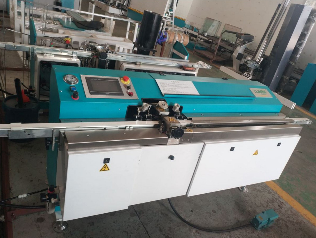 두 배 유리제 기계를 위한 큰 부틸 배럴을 가진 자동적인 뜨거운 용해 부틸 기계